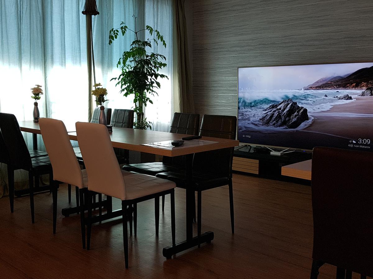 Buzz Guesthouse Incheon Bagian luar foto