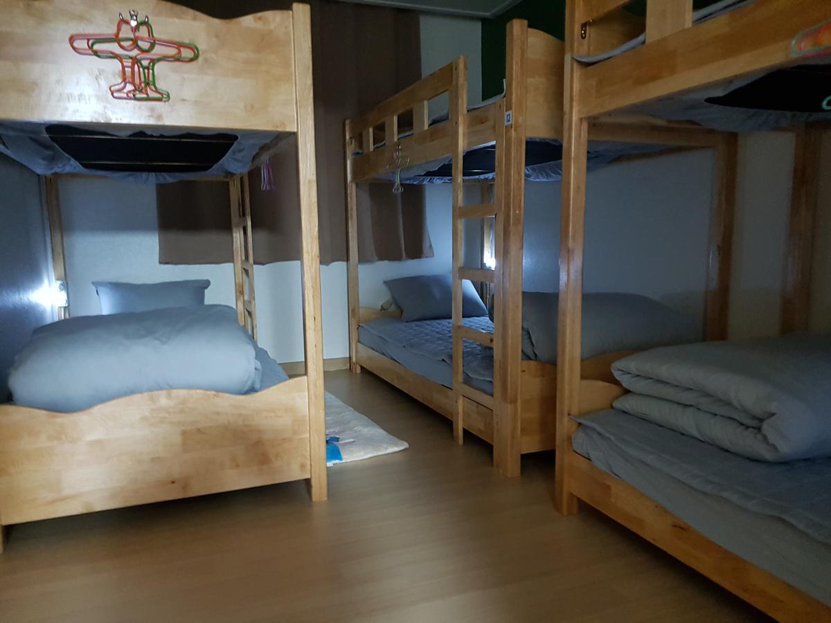 Buzz Guesthouse Incheon Ruang foto